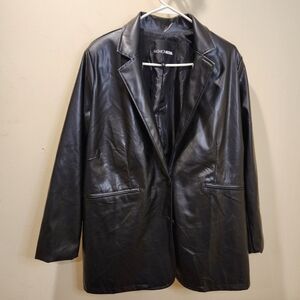 Fashion Nova Women's Black Faux Leather Plus size Blazer 1XL